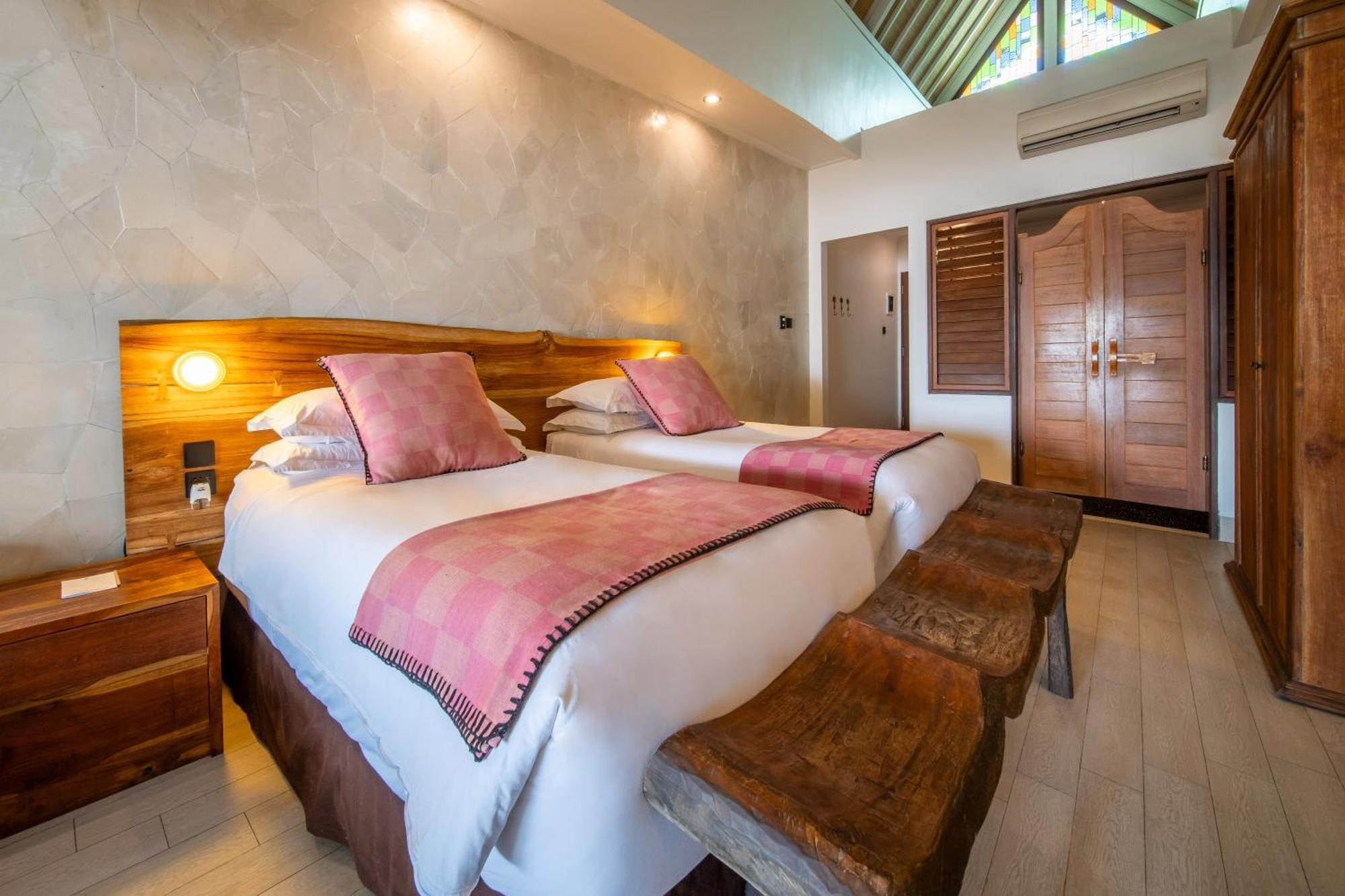 Hotel Bombora Medewi à Pulukan Chambre photo