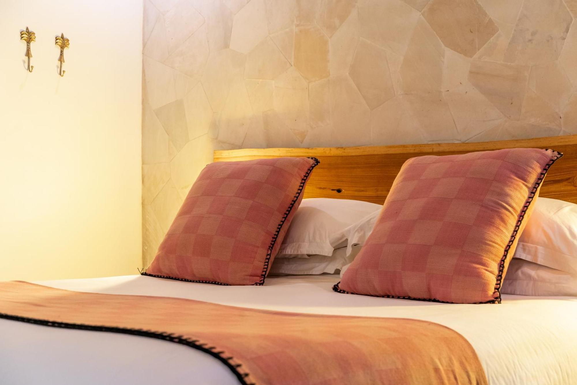 Hotel Bombora Medewi à Pulukan Extérieur photo