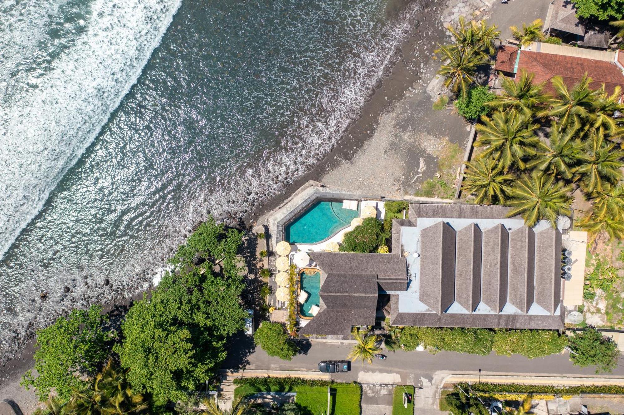Hotel Bombora Medewi à Pulukan Extérieur photo