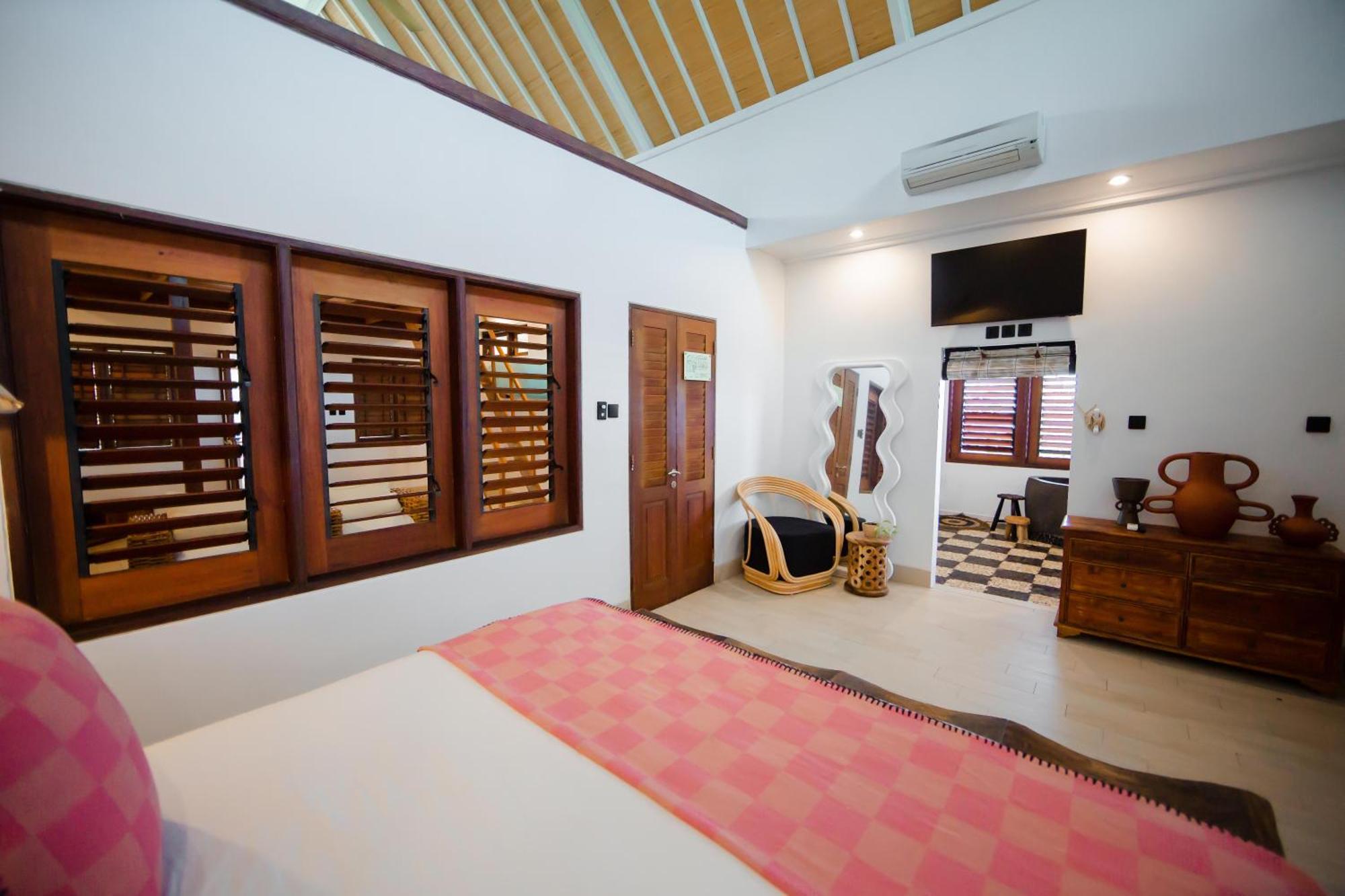 Hotel Bombora Medewi à Pulukan Extérieur photo